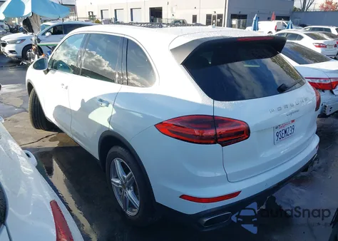 2016 Porsche Cayenne из США, поврежденный, VIN WP1AA2A25GLA03058